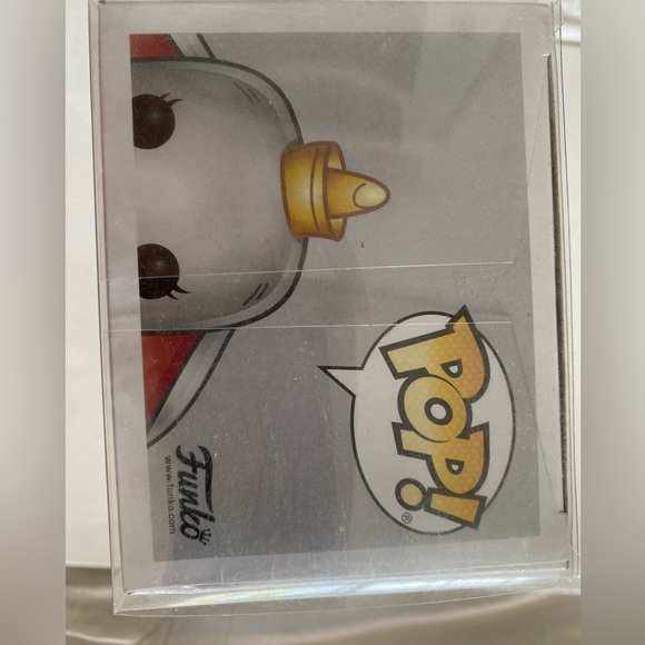 Funko Pop Dumbo #50 Disney Hot Topic Exclusive Diamond Collection w/protector - Picture 5 of 6